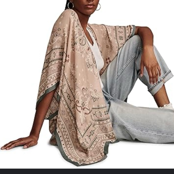 Lucky Brand Tops - NWT Lucky Brand Paisley Boho Kimono